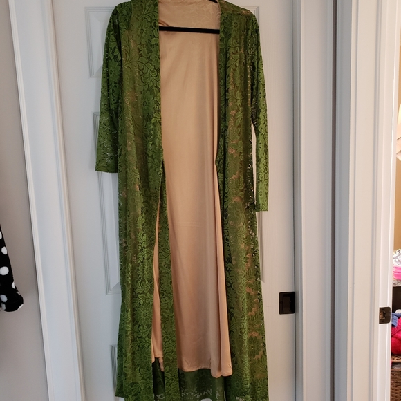 Kaimilan green floral long sleeve wrap dress - Picture 4 of 7